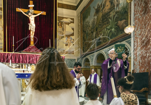 Accoglienza Mons. Ciro Miniero Arcivescovo Coadiutore nella parrocchia Ss.mo Crocifisso